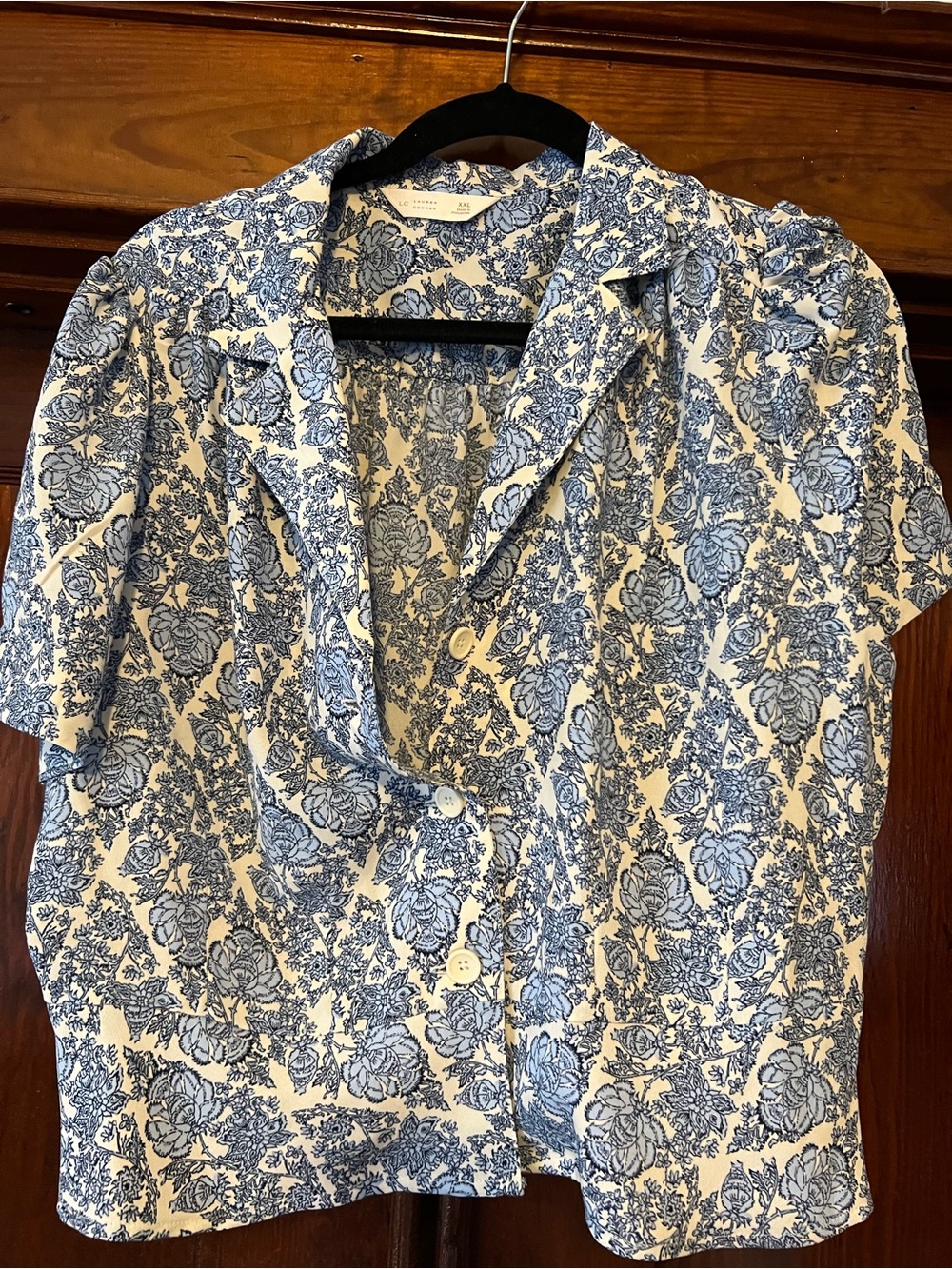 LC Lauren Conrad Blue and White Floral Blouse
